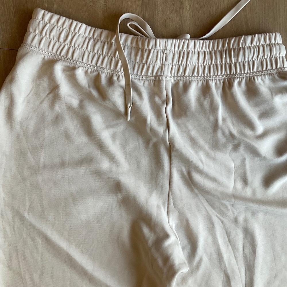 NWT Yogalicious softlite scuba serenity Jogger sweatpants drawstring off white S - Picture 4 of 12